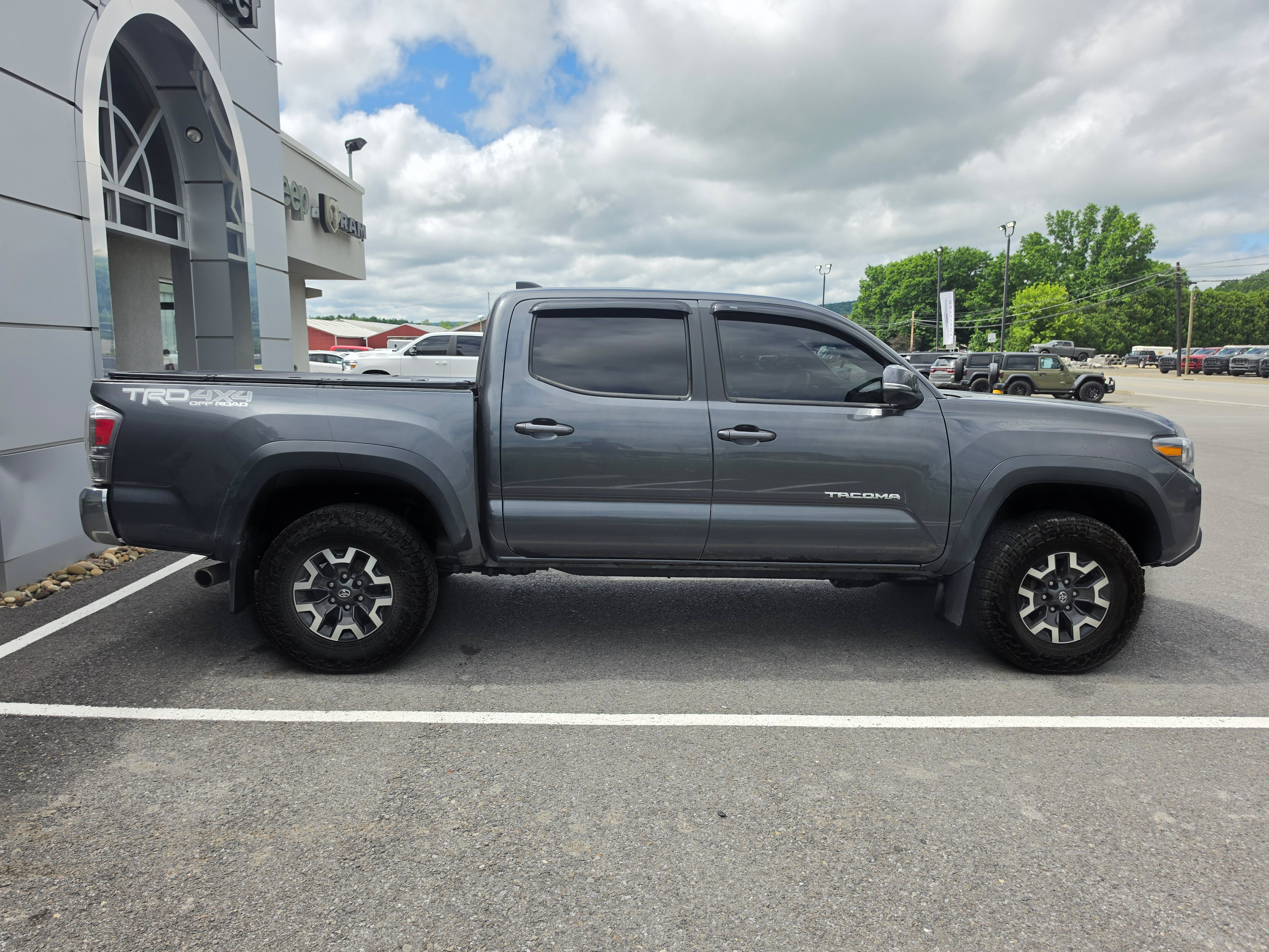Used 2023 Toyota Tacoma TRD Off-Road AWD/4WD image 2