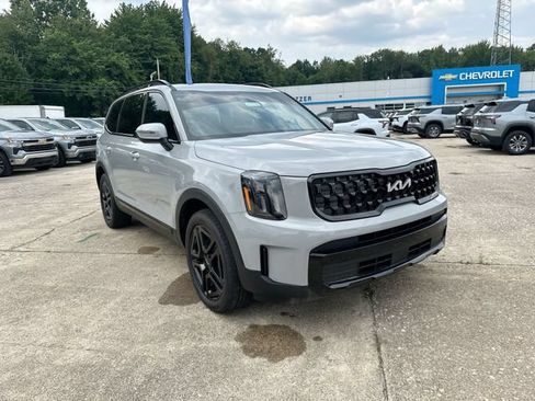 Used 2024 Kia Telluride EX X-Line AWD/4WD image 12