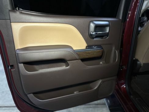 Used 2017 GMC Sierra 2500 Denali w/ Duramax Plus Package image 20