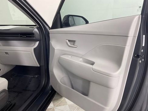 Used 2024 Hyundai Kona SEL FWD image 26