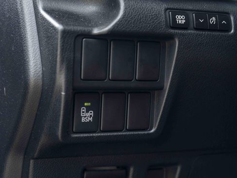 Used 2015 Lexus IS 350 w/ F-Sport Package RWD image 43
