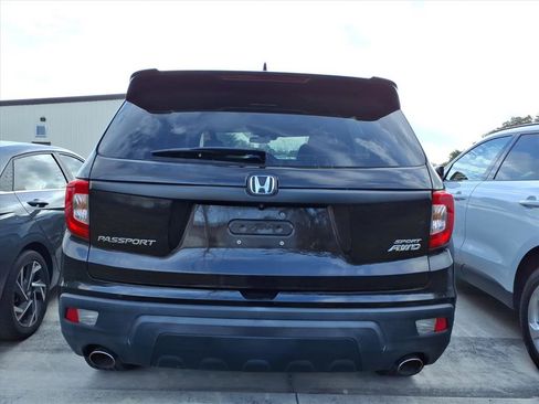 Used 2020 Honda Passport Sport image 8