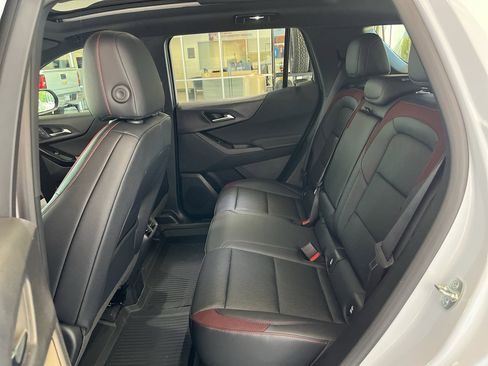 New 2026 Chevrolet Equinox RS w/ Convenience Package III FWD image 15
