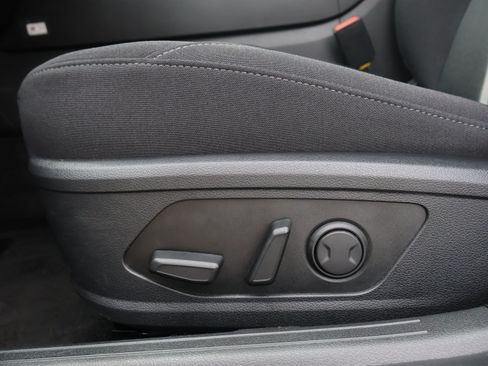 Used 2025 Hyundai Sonata SEL FWD image 23
