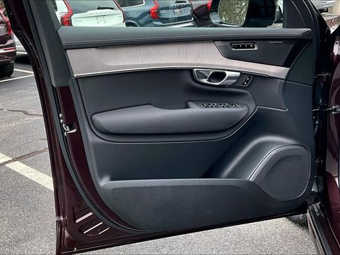 New 2026 Volvo XC90 B6 Ultra w/ Protection Package Premier AWD/4WD image 11