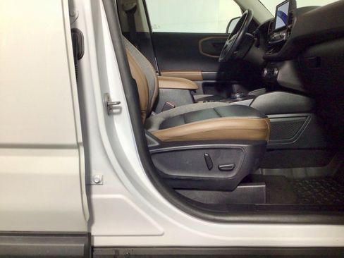 Used 2023 Ford Bronco Sport Outer Banks w/ Tech Package image 35