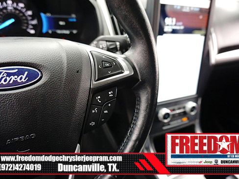 Used 2022 Ford Edge Titanium AWD/4WD image 26