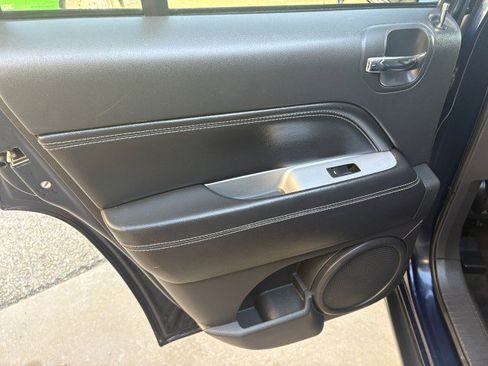 Used 2016 Jeep Compass High Altitude image 13