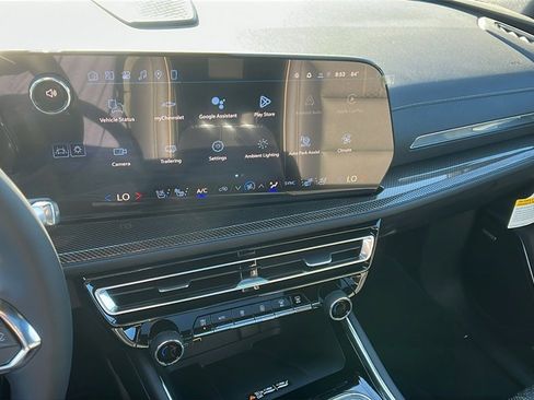 New 2026 Chevrolet Traverse High Country image 27