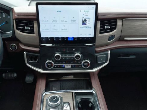 Used 2023 Ford Expedition Limited AWD/4WD image 43