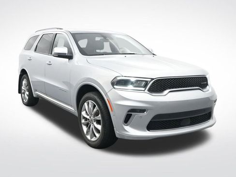 Used 2023 Dodge Durango Citadel image 3