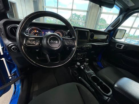 Used 2022 Jeep Wrangler Unlimited Sport AWD/4WD image 12
