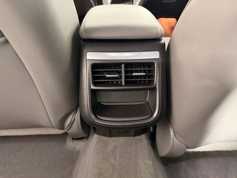 Used 2015 Chevrolet Impala LTZ image 28