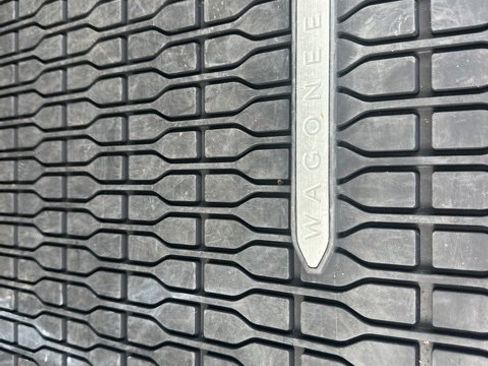 Used 2024 Jeep Wagoneer Series II image 41