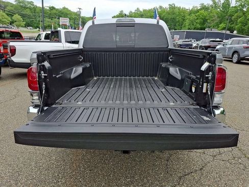Used 2023 Toyota Tacoma TRD Off-Road AWD/4WD image 30