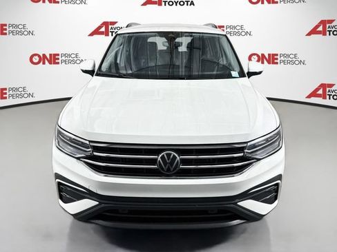 Used 2024 Volkswagen Tiguan S FWD image 2