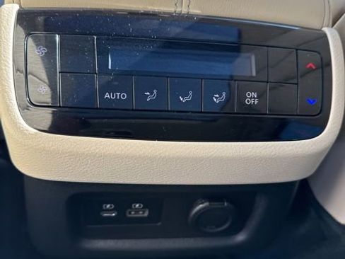 Used 2023 INFINITI QX60 Luxe w/ Cargo Package AWD/4WD image 31