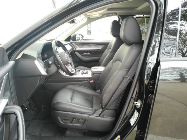 Used 2024 MAZDA CX-90 Plug-In Hybrid w/ Preferred AWD/4WD image 16
