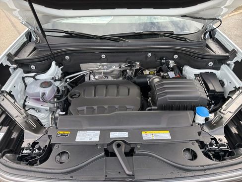 New 2026 Volkswagen Atlas Cross Sport SEL Premium R-Line image 23