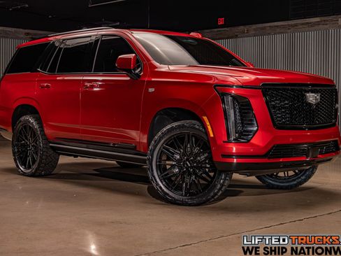 Used 2025 Cadillac Escalade Sport Platinum w/ LPO, ONYX Package image 1