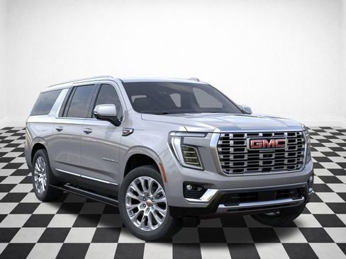 New 2026 GMC Yukon XL Denali AWD/4WD image 7
