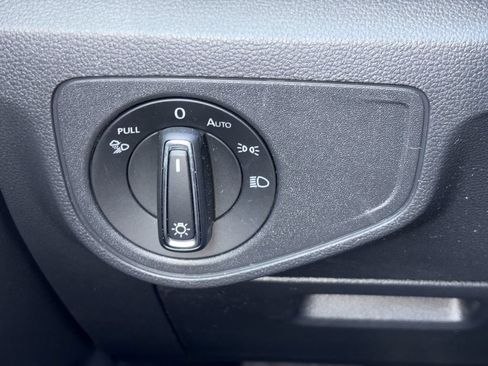 Used 2023 Volkswagen Atlas SEL Premium AWD/4WD image 16