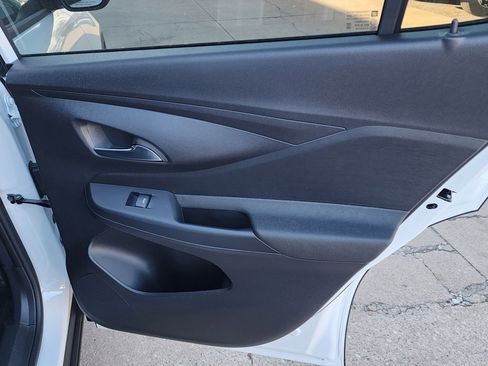 New 2026 Buick Envista Preferred image 37