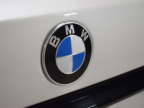 Used 2026 BMW X7 M60i image 10