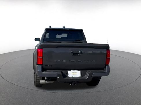 Used 2025 Toyota Tacoma TRD Off-Road image 12