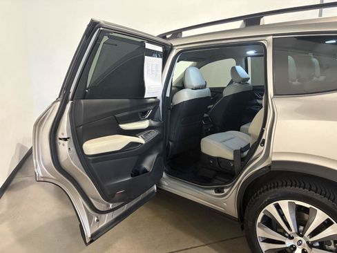 Used 2020 Subaru Ascent Limited AWD/4WD image 29