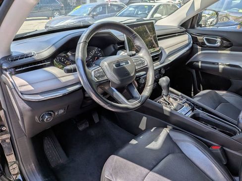 Used 2022 Jeep Compass Limited AWD/4WD image 12