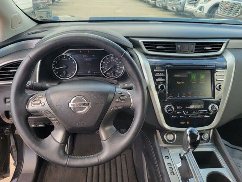 Used 2019 Nissan Murano SL FWD image 16