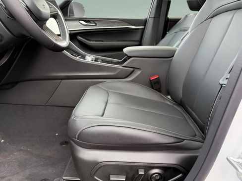 New 2026 Jeep Grand Cherokee Limited Reserve image 20