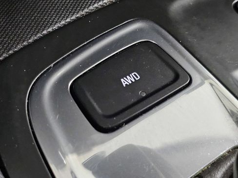 Used 2022 Chevrolet Equinox LT AWD/4WD image 21