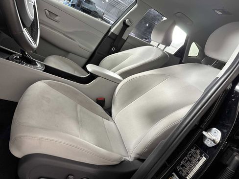 Certified 2024 Hyundai Kona SEL image 11