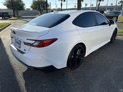 Used 2025 Toyota Camry LE image 6