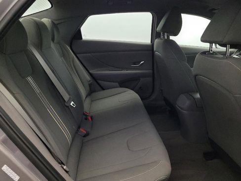 Used 2023 Hyundai Elantra SEL w/ Cargo Package FWD image 19