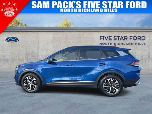 Used 2025 Kia Sportage EX w/ Premium Package image 6