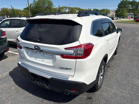 Certified 2025 Subaru Ascent Premium w/ Popular Package #2 AWD/4WD image 3