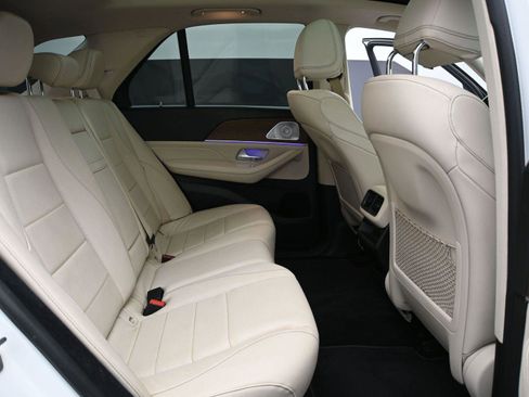 Used 2021 Mercedes-Benz GLE 350 4MATIC image 22