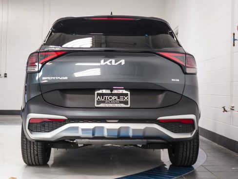 Used 2025 Kia Sportage EX w/ EX Premium Package AWD/4WD image 39