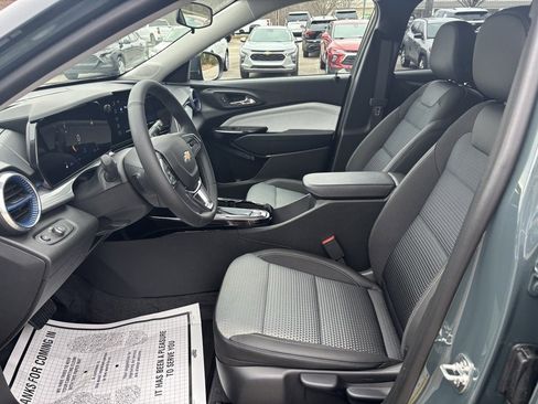 New 2026 Chevrolet Trax LT w/ Driver Confidence Package image 14