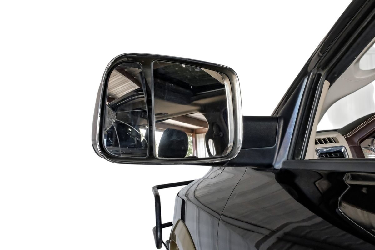 Used 2015 RAM 3500 Laramie Longhorn w/ Protection Group AWD/4WD image 39