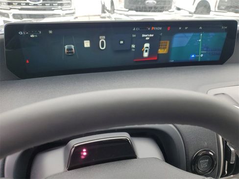 New 2026 Ford Expedition Active image 15