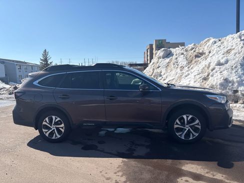 Used 2021 Subaru Outback Limited w/ Popular Package #2 image 11
