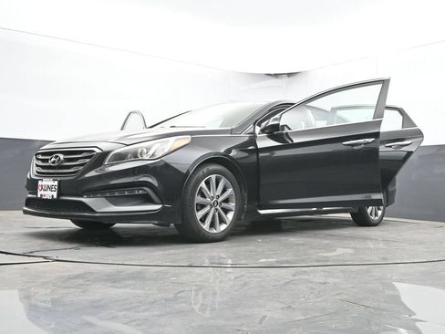 Used 2017 Hyundai Sonata Limited w/ Cargo Package FWD image 71