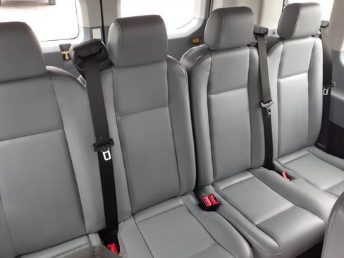 Used 2016 Ford Transit 350 XL image 17