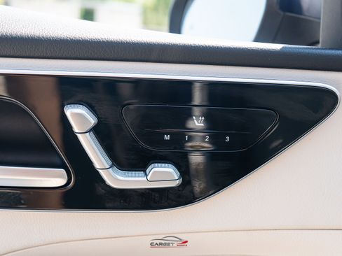 Used 2022 Mercedes-Benz C 300 4MATIC Sedan w/ Exclusive Trim Package image 39