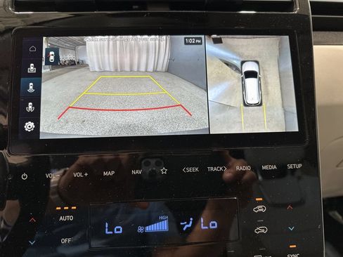 Used 2024 Hyundai Tucson Limited AWD/4WD image 12
