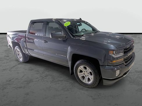 Used 2018 Chevrolet Silverado 1500 LT w/ All Star Edition image 5